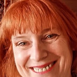 Autrice, mais femme ordinaire :-)